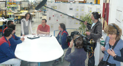 Tournage à Bretagne Ateliers, avec Carole Tresca (à droite)